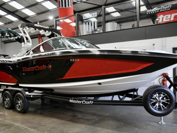 2016 MASTERCRAFT X26 SALTWATER SEIRES