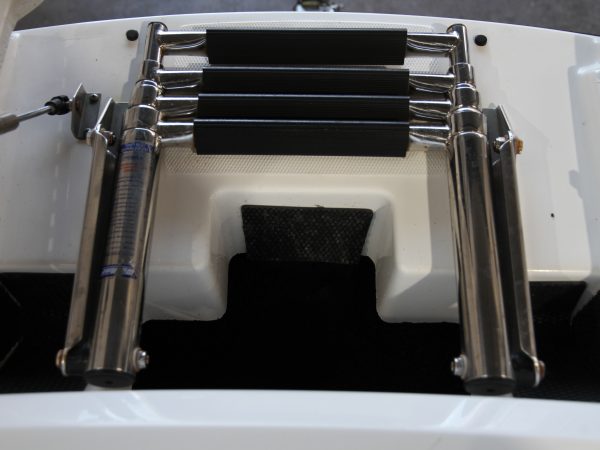 2016 MASTERCRAFT X26 SALTWATER SERIES ON BOARD HEAD