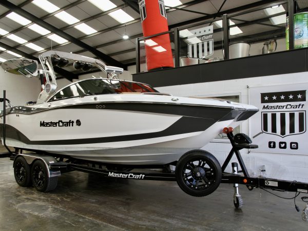 2020 MASTERCRAFT X22 VAT QUALIFYING