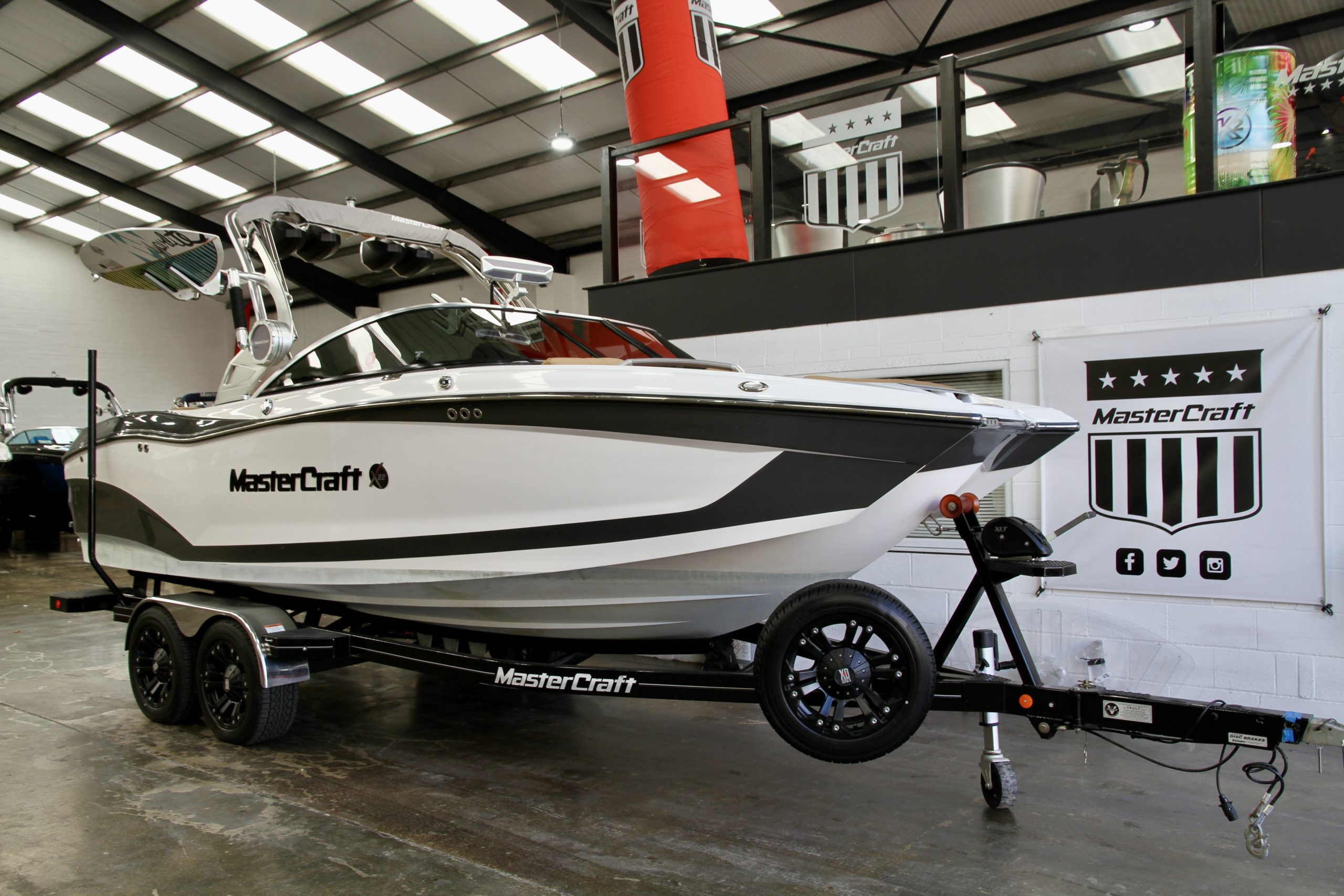2020 MASTERCRAFT X22 VAT QUALIFYING