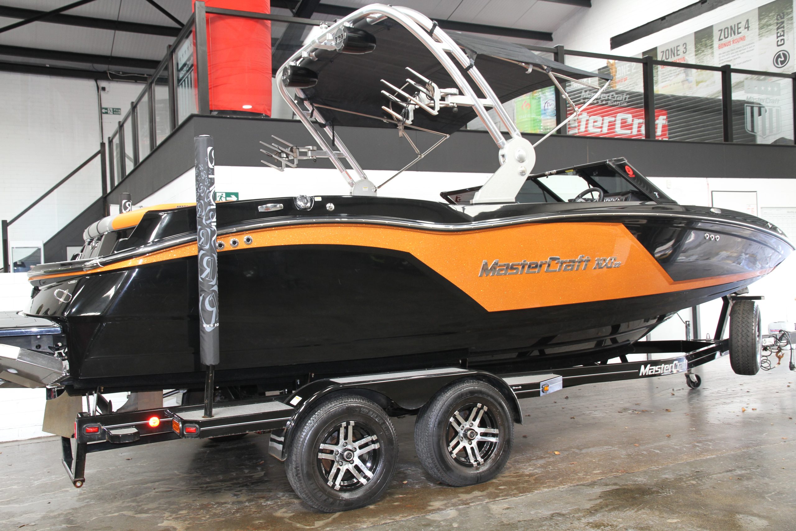 2018 MasterCraft NXT22 Saltwater series boat