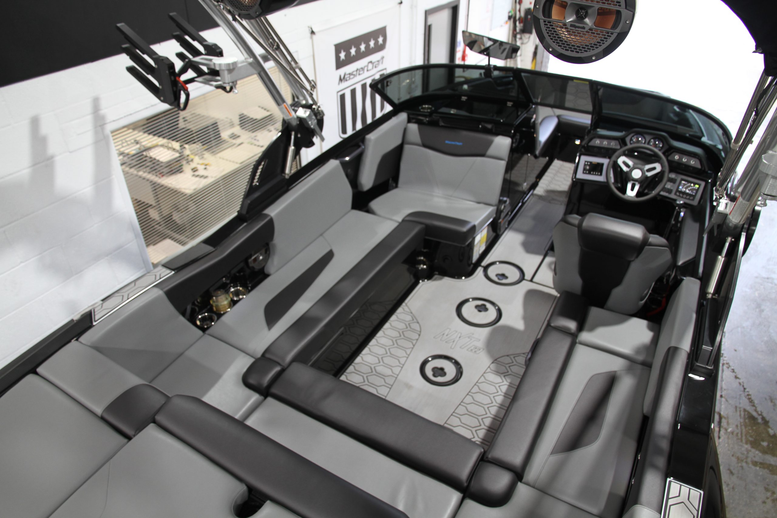 MASTERCRAFT NXT22 DUAL FUEL LPG SALTWATER Boat UK