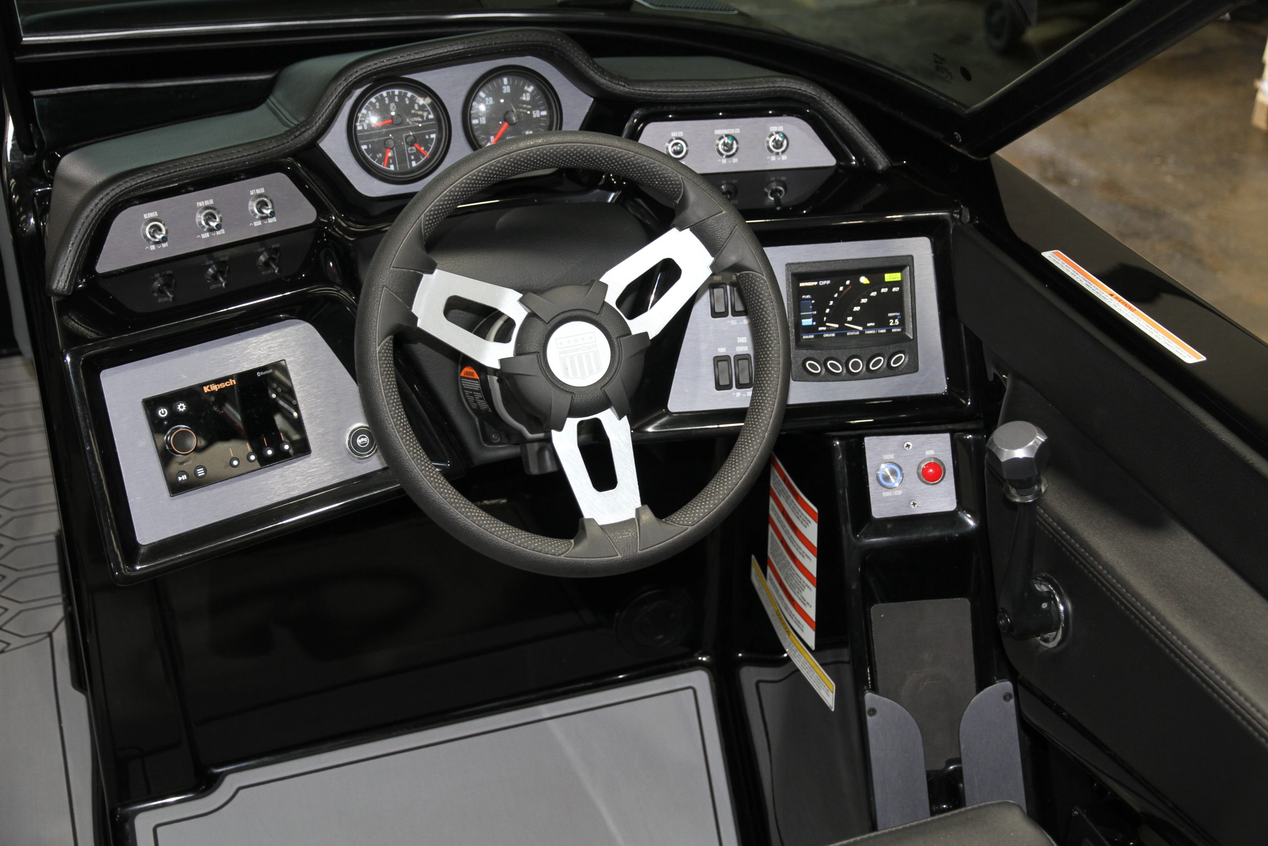 MASTERCRAFT NXT22 DUAL FUEL LPG SALTWATER Boat