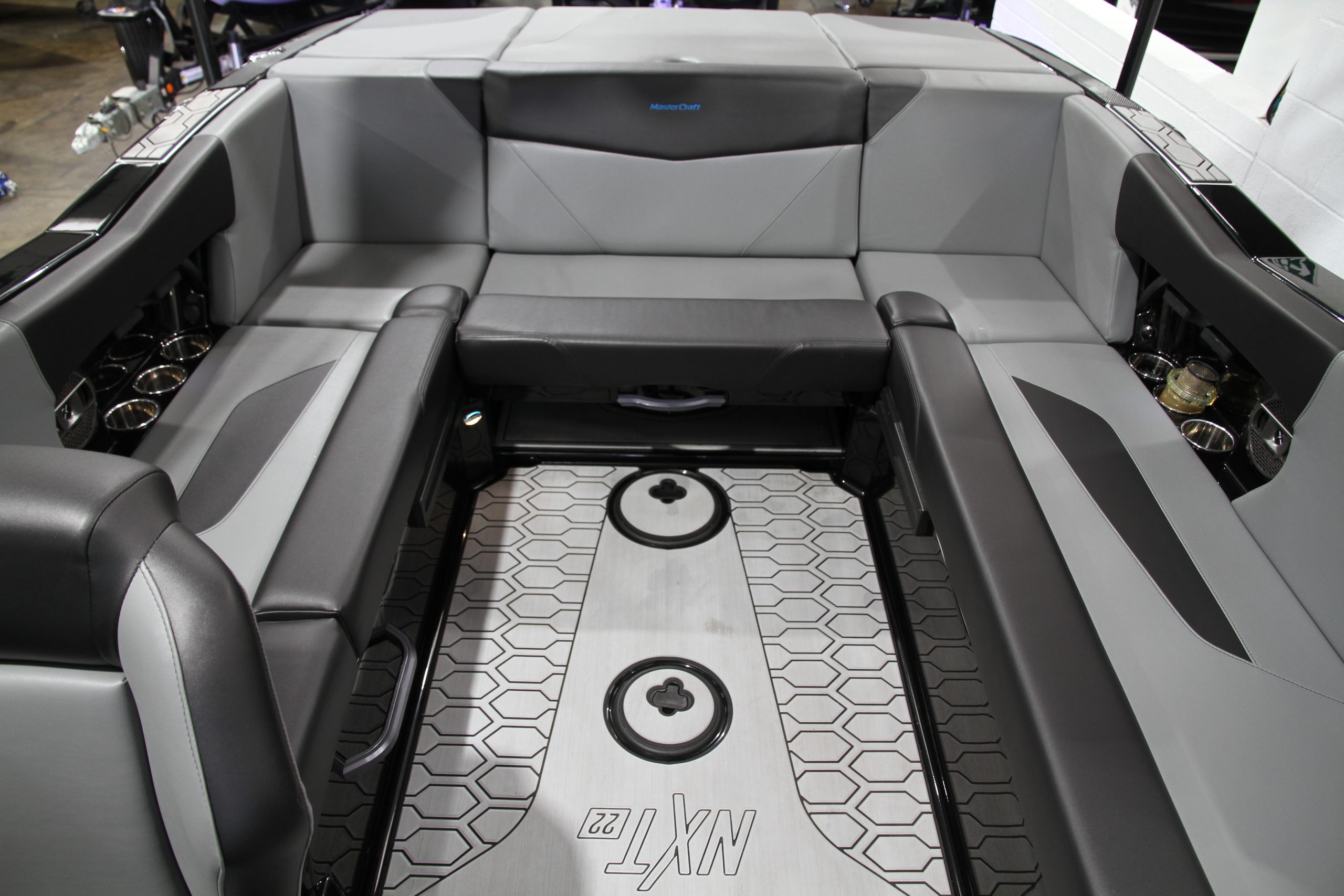 MASTERCRAFT NXT22 DUAL FUEL LPG SALTWATER Boat