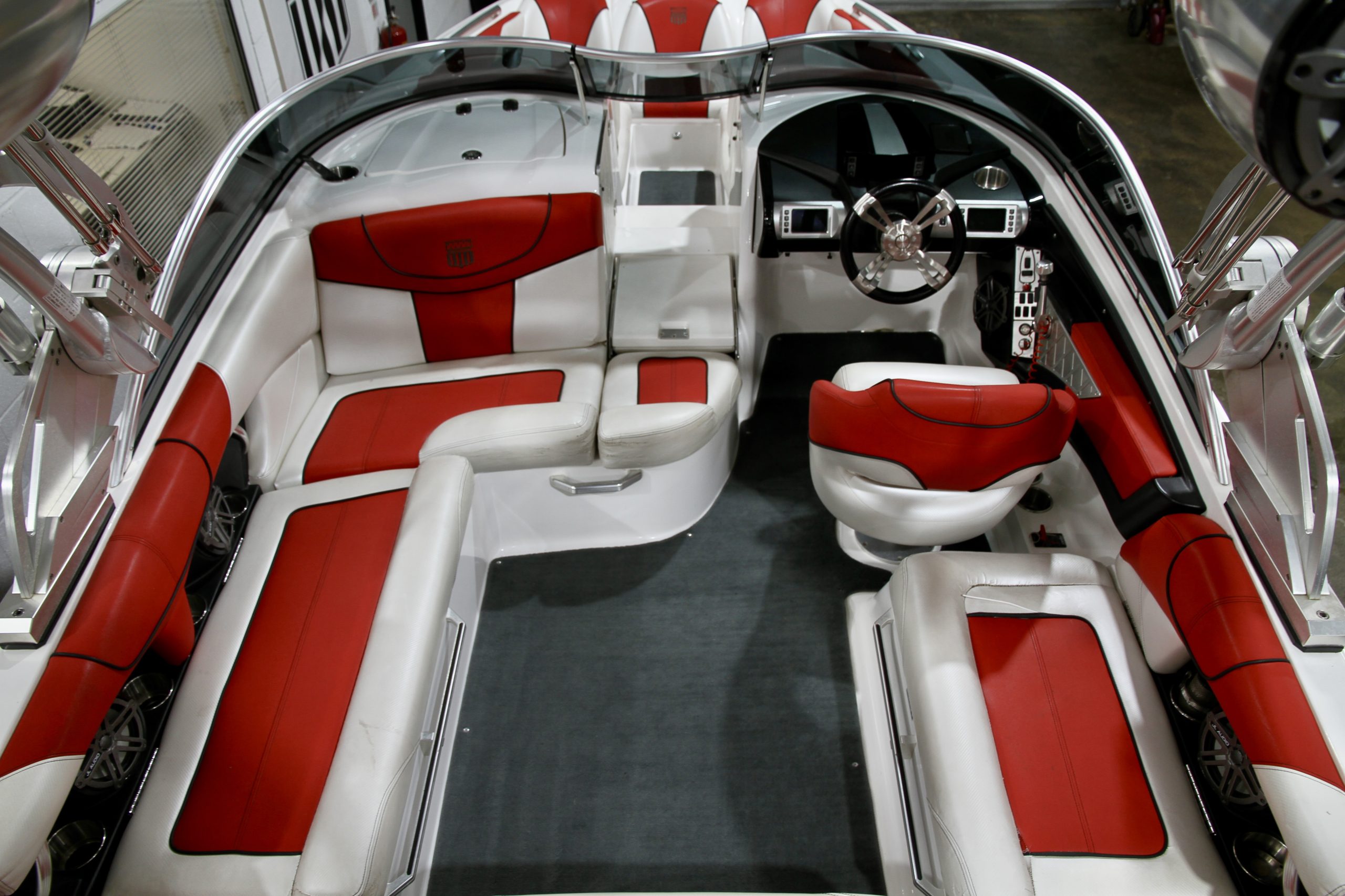 Buy MASTERCRAFT XSTAR Boat