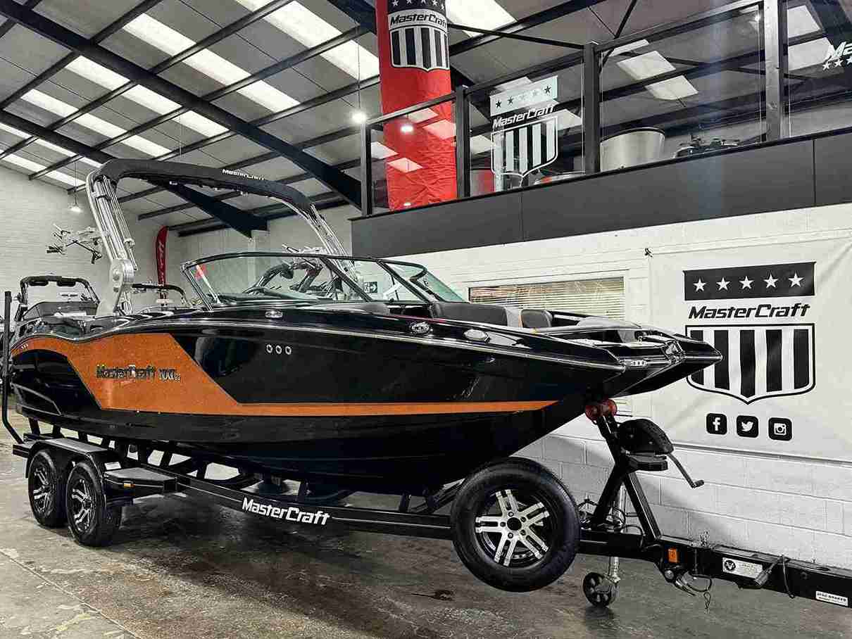 2019 MasterCraft NXT22