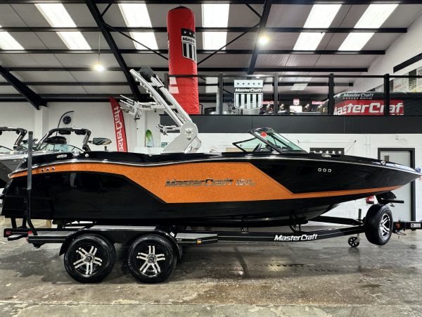 2019 MasterCraft NXT22 🍁 ADVANTAGE EVENT £94,995 🍁