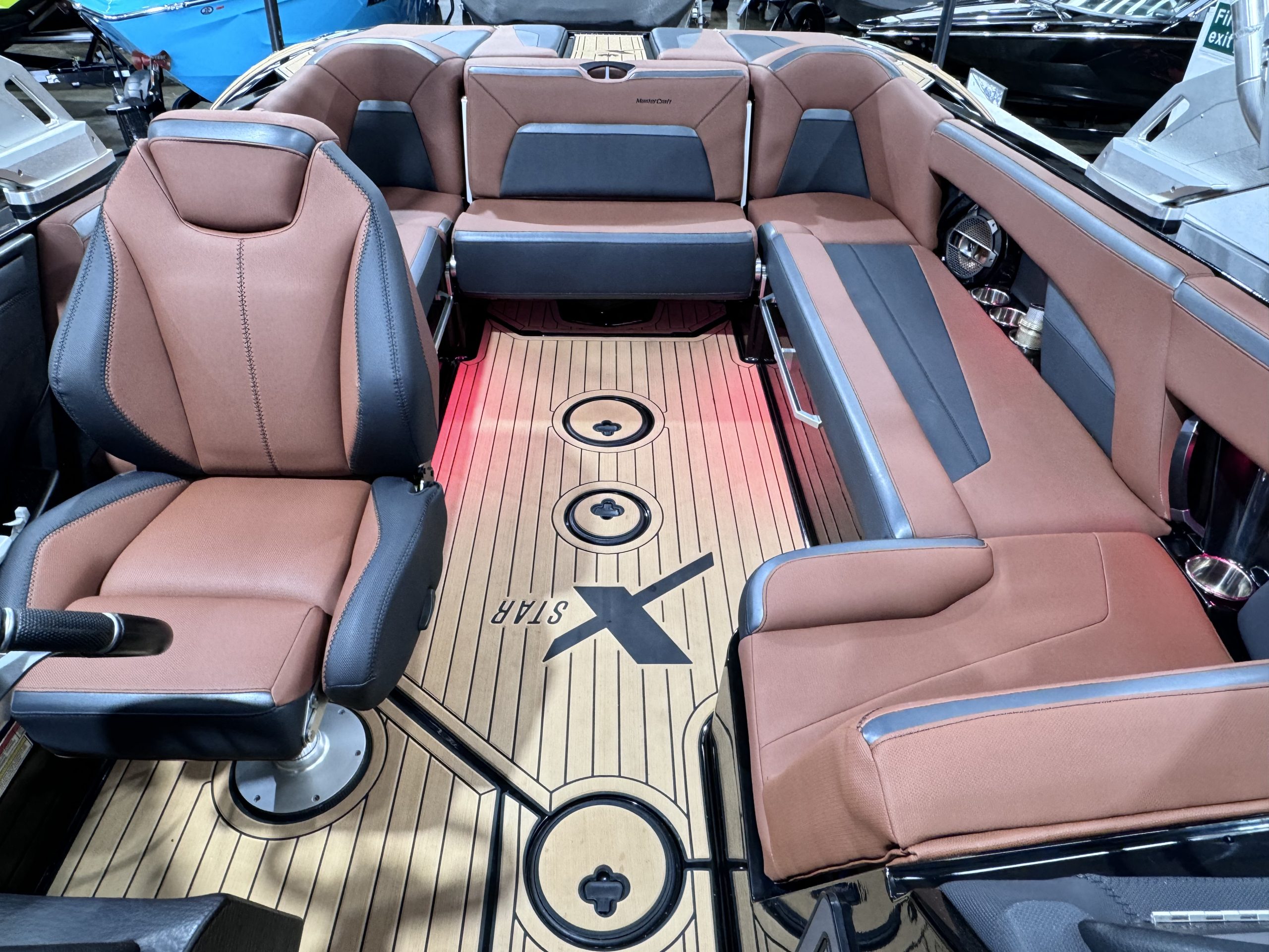 2020 MasterCraft XStar 7.4L Engine Boat Seats UK