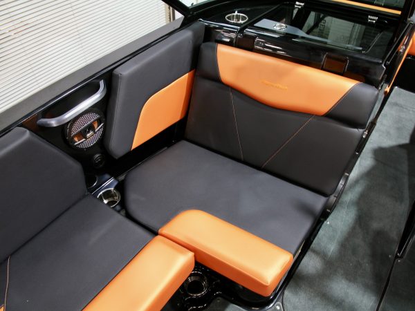 2023 MasterCraft NXT22 SURFSTAR