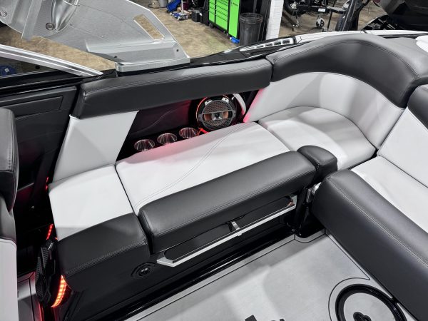 2021 MasterCraft XT22🎃 OCTOBER EVENT WAS £169,995🎃