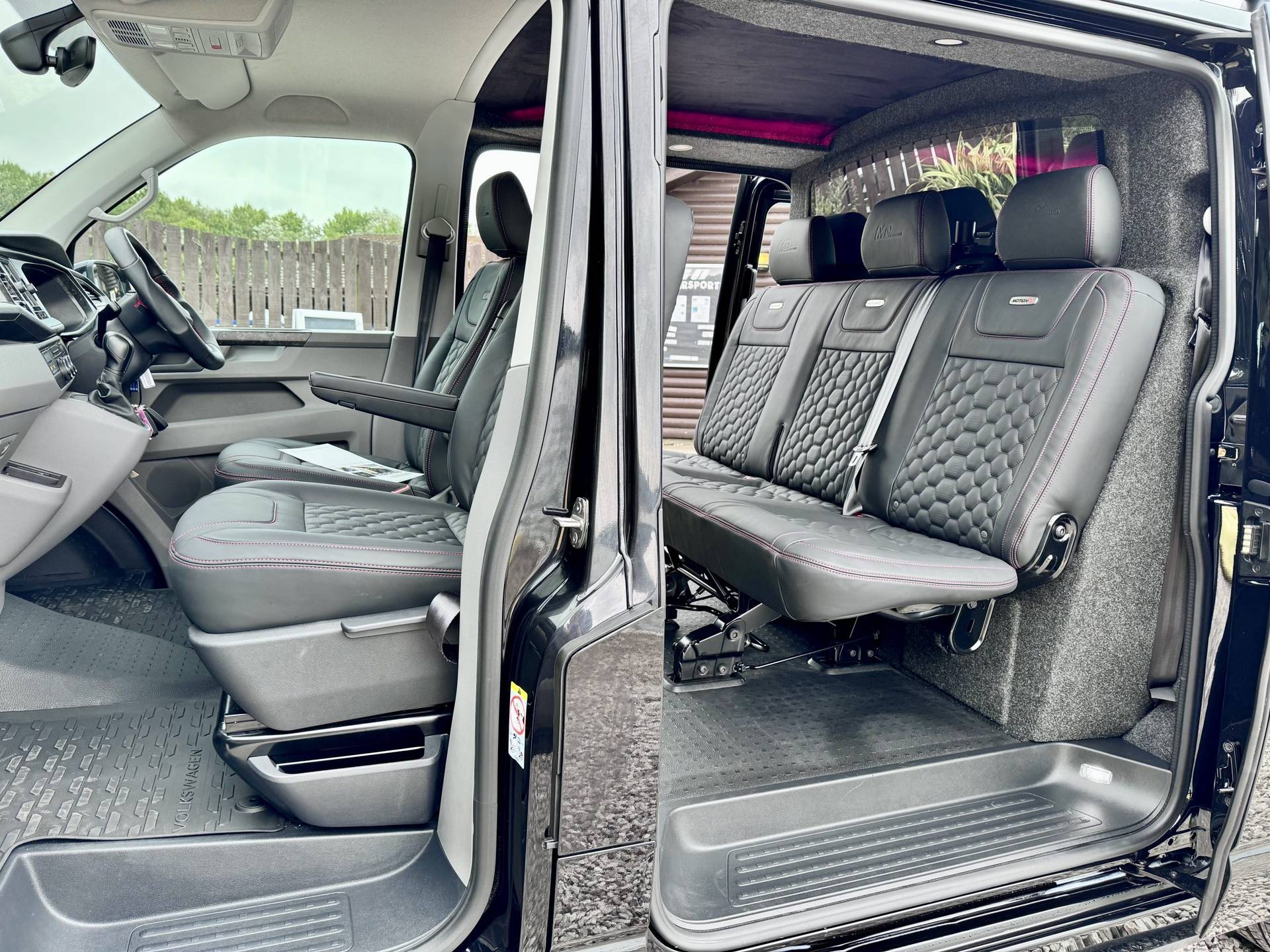 MC Edition Volkswagen Transporter T6.1 inside