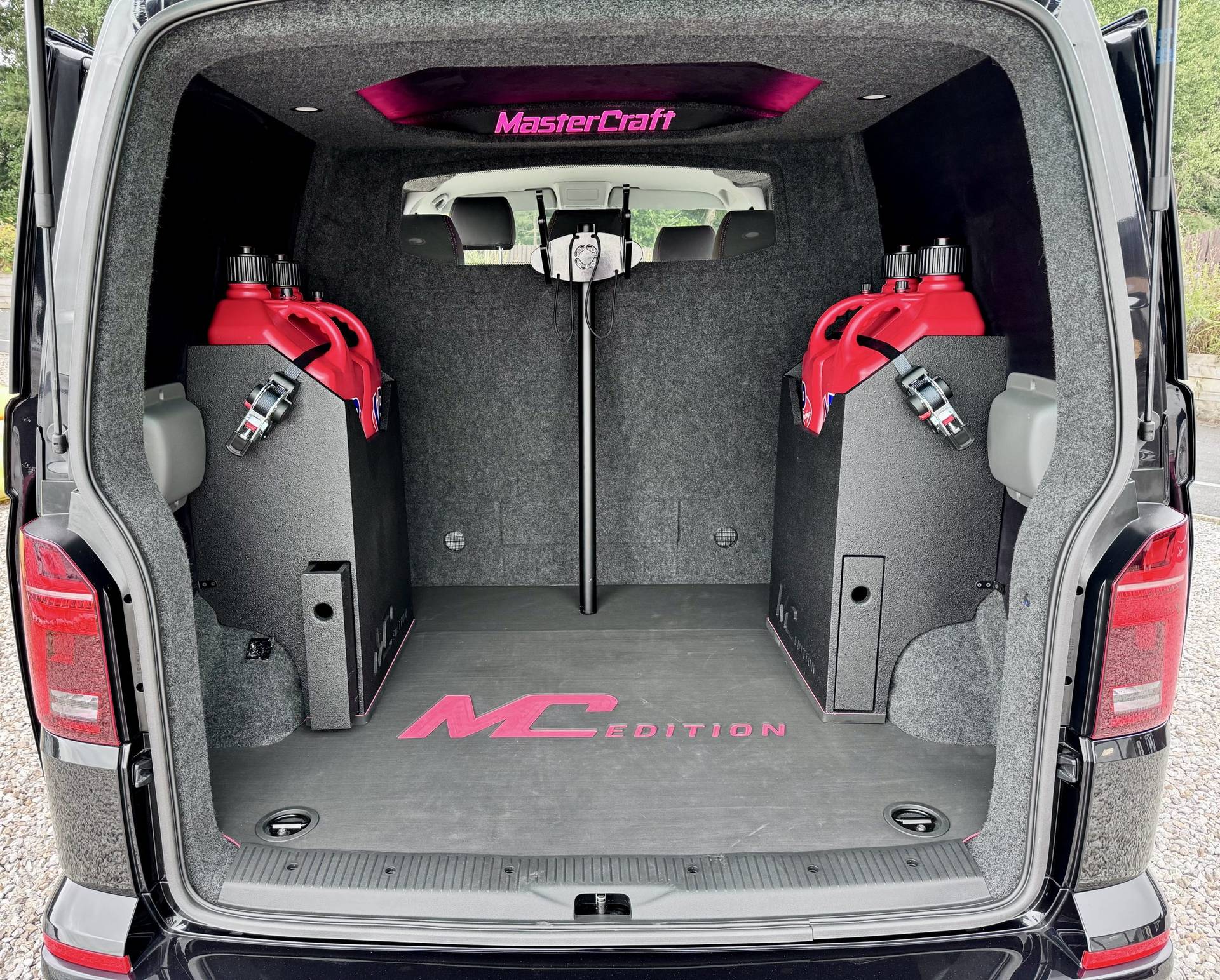 MC Edition Volkswagen Transporter T6.1 back