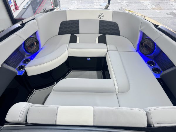 2024 MasterCraft X26 Saltwater Series 🎃 OCTOBER EVENT WAS £329,995🎃