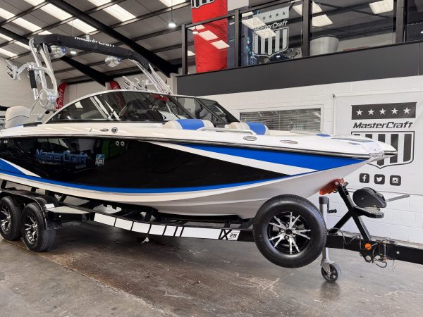 2015 MASTERCRAFT X25 Dual Fuel LPG