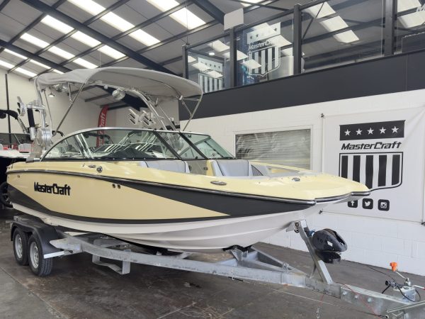 2014 MasterCraft X2 Saltwater series