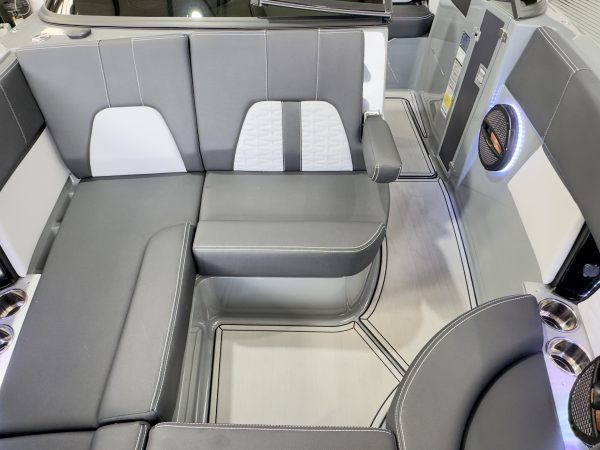 2024 MASTERCRAFT X26 SUPERCHARGED SALTWATER PACKAGE 🎃 OCTOBER EVENT WAS £339,995🎃