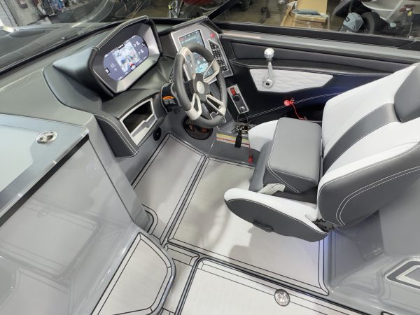 2024 MASTERCRAFT X26 SUPERCHARGED SALTWATER PACKAGE 🎃 OCTOBER EVENT WAS £339,995🎃