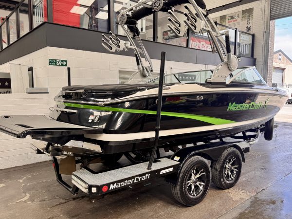 2016 MASTERCRAFT X2 GEN 2 SURF SYSTEM
