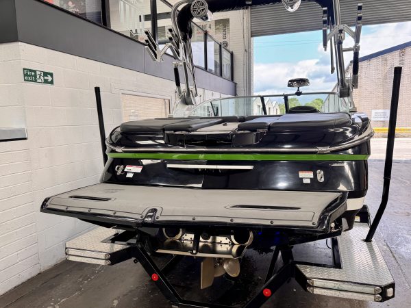 2016 MASTERCRAFT X2 GEN 2 SURF SYSTEM