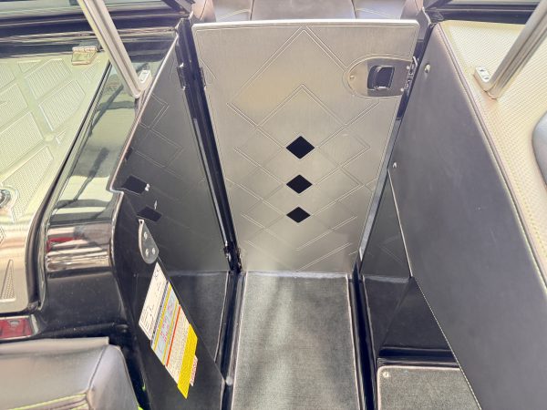 2016 MASTERCRAFT X2 GEN 2 SURF SYSTEM