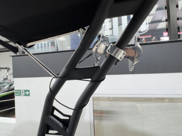 2024 BAYLINER VR6 BOWRIDER