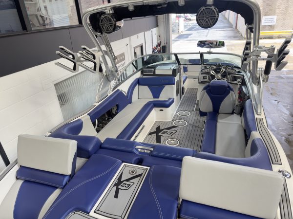 2017 MASTERCRAFT X23 SALTWATER SERIES