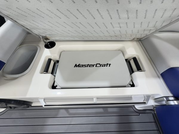 2017 MASTERCRAFT X23 SALTWATER SERIES