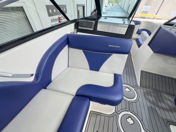 2017 MASTERCRAFT X23 SALTWATER SERIES