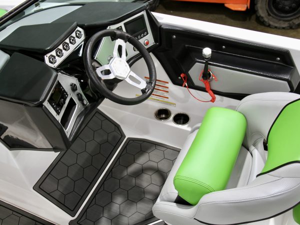 2019 MASTERCRAFT NXT20 SURF SUSTEM