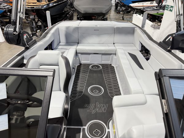 2023 MASTERCRAFT NXT23 SILVER ICON PACKAGE VAT QUALIFYING