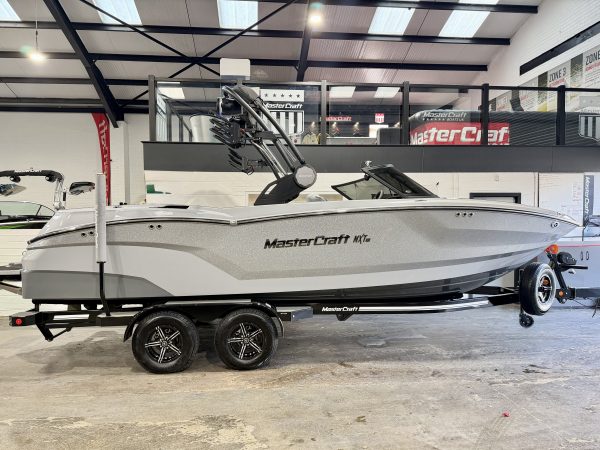 2023 MASTERCRAFT NXT23 SILVER ICON PACKAGE VAT QUALIFYING