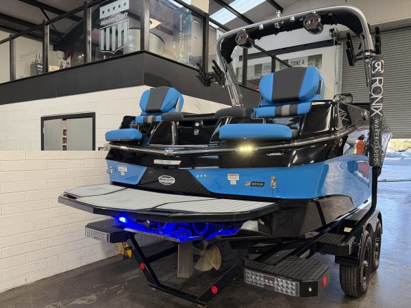 2022 MasterCraft XT22