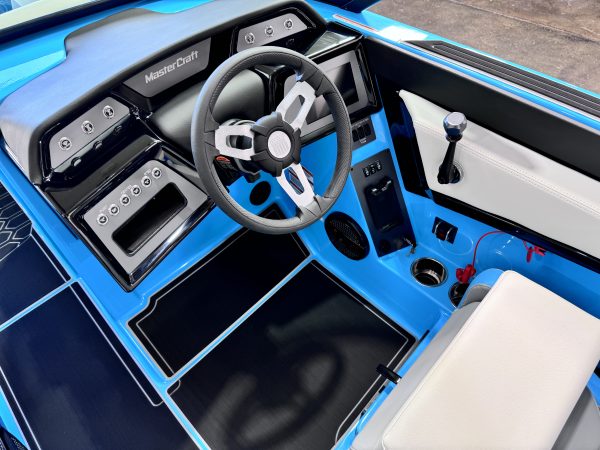 2024 MASTERCRAFT NXT23 ICON PACKAGE