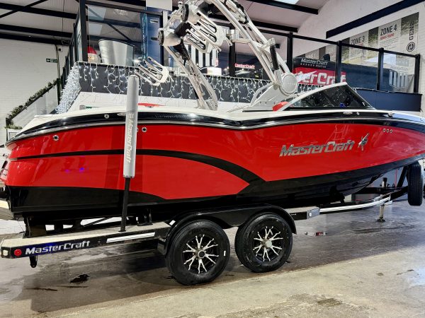 2016 MASTERCRAFT X23 SALTWATER SERIES