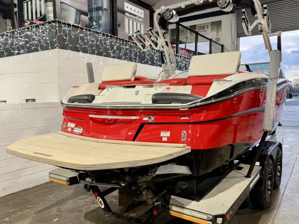 2016 MASTERCRAFT X23 SALTWATER SERIES