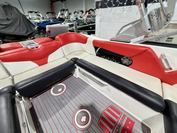 2016 MASTERCRAFT X23 SALTWATER SERIES