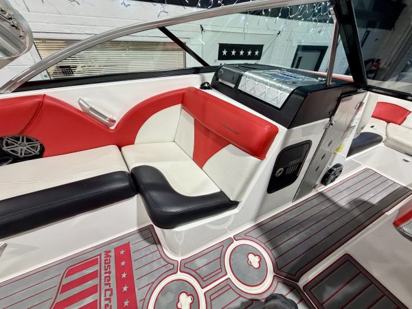 2016 MASTERCRAFT X23 SALTWATER SERIES