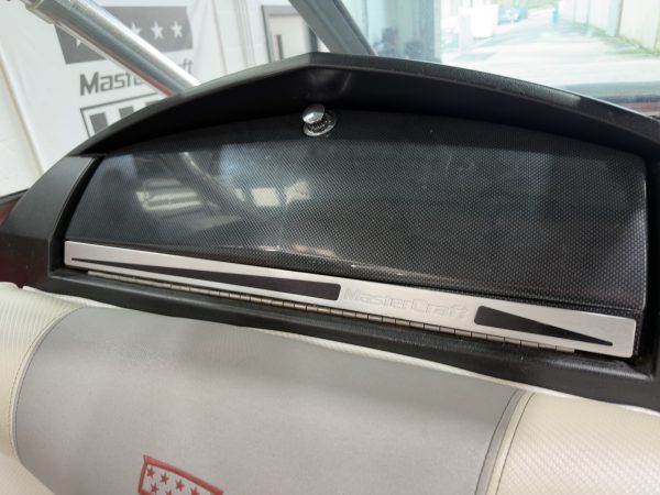 2011 MasterCraft X2 SALTWATER SERIES