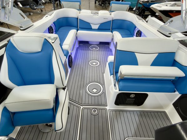 2018 MASTERCRAFT X26 SALTWATER SERIES