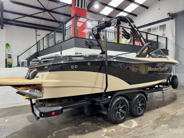 2022 MASTERCRAFT XT25 SALTWATER PACKAGE