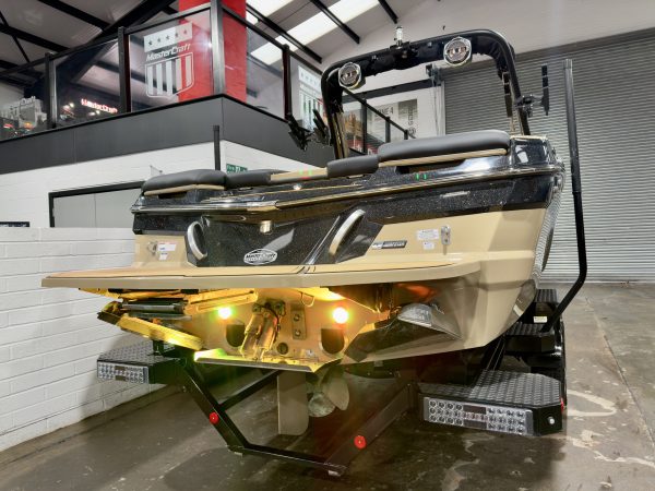 2022 MASTERCRAFT XT25 SALTWATER PACKAGE