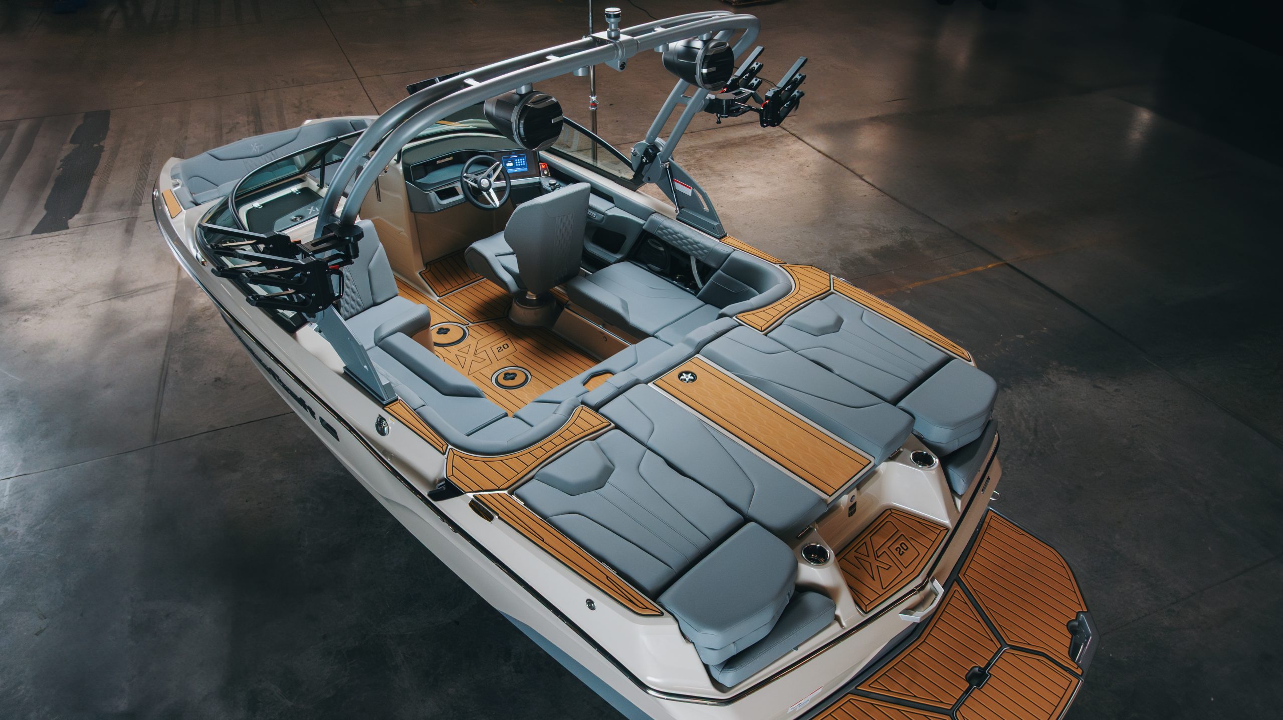 MasterCraft XT20 vs NXT20: The Ultimate Buyer’s Guide